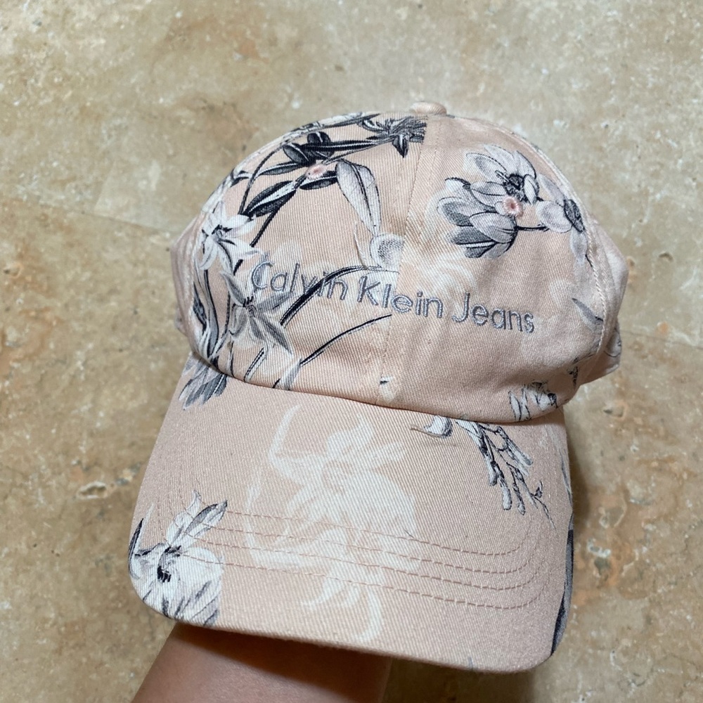 Calvin Klein hat